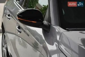 Внешние зеркала в черном цвете